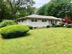 Primary Photo - 1424 E Forks Rd