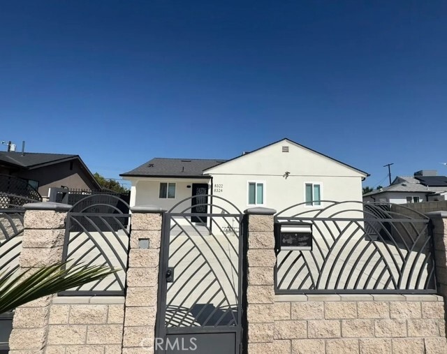 Foto principal - 8322 Sharp Ave