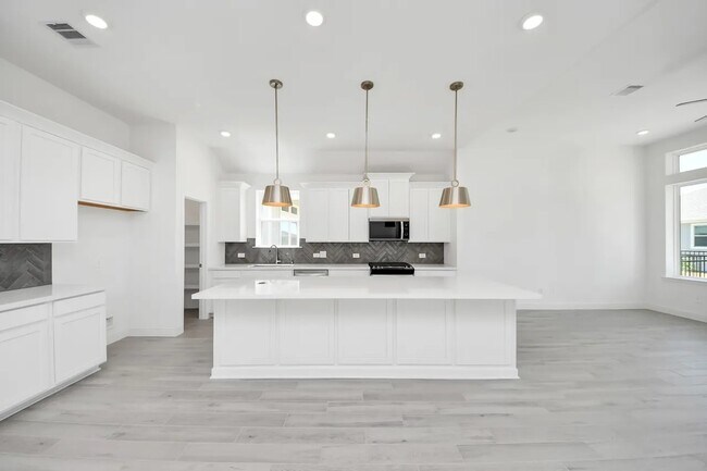 Foto del edificio - 14250 Juniper Breeze Ct