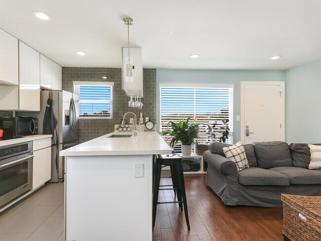 Foto del edificio - 3110 Red River St