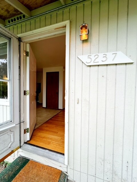 Foto del edificio - 5237 Beach Dr