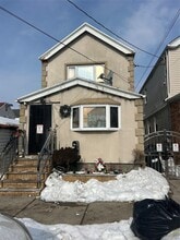 Building Photo - 139-11 87th Dr