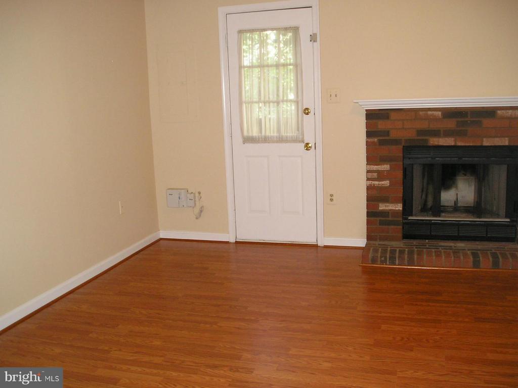 Primary Photo - 2414 Clover Field Cir
