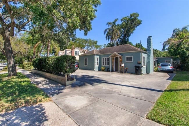 Photo - College Park Charmer House