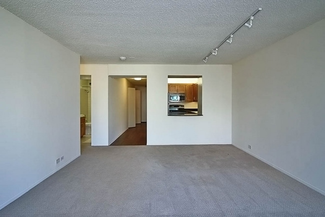 Building Photo - 236 E Wacker Dr