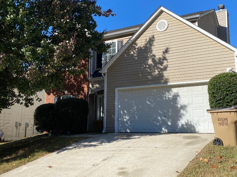 Foto principal - 8232 Wynfield Dr