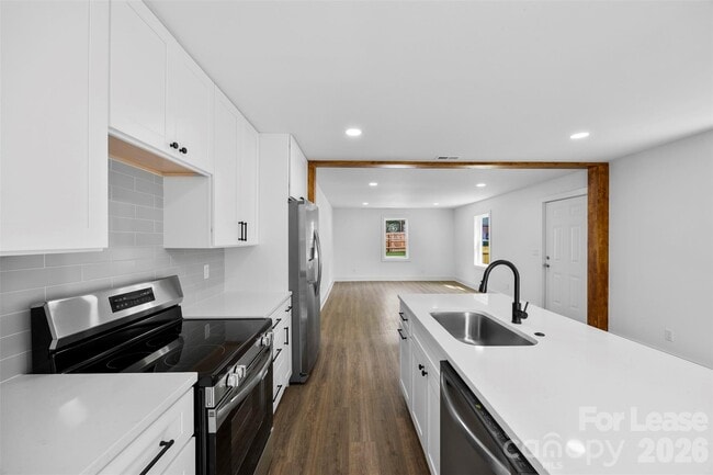 Foto del edificio - 2942 Reid Ave