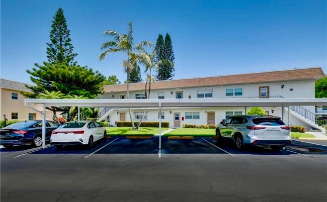 Foto del edificio - 2950 SE Ocean Blvd