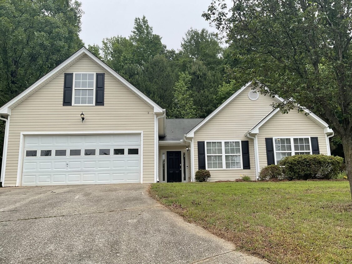 Primary Photo - 1033 Rolling Ridge Ln
