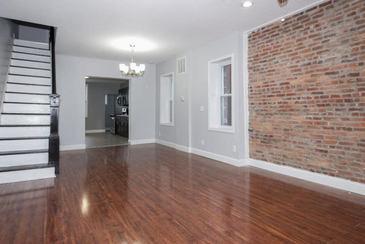 Primary Photo - Beautiful Fully Renovated Baltimore City R...