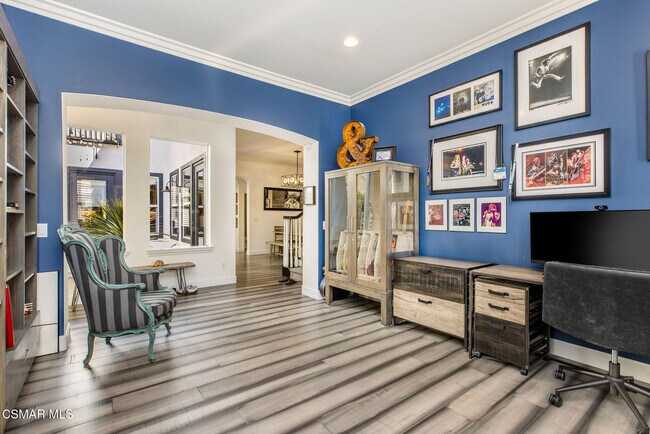 Foto del edificio - 6051 Caledonia Ct