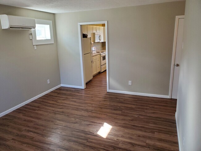 Building Photo - 4409 Cheyenne Dr