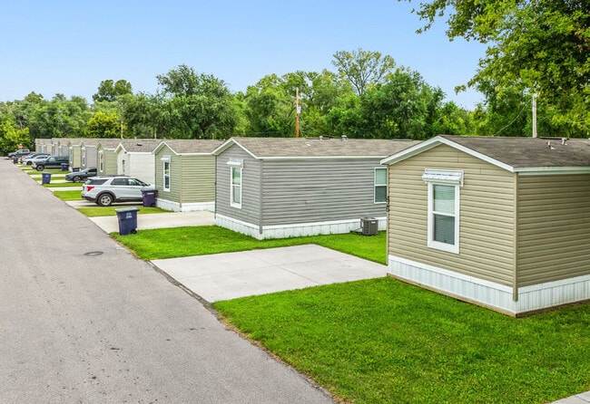 Building Photo - Maplewind