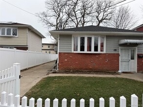 Building Photo - 168 Robinwood Ave