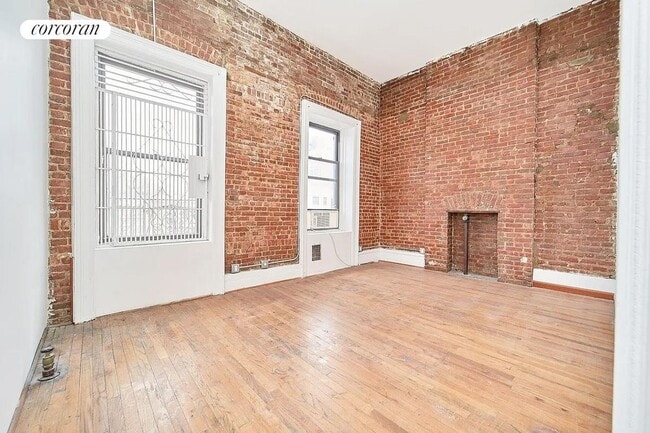 Building Photo - 1838 7th Ave