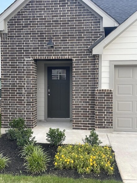 Building Photo - 185 Grey Slate Ave