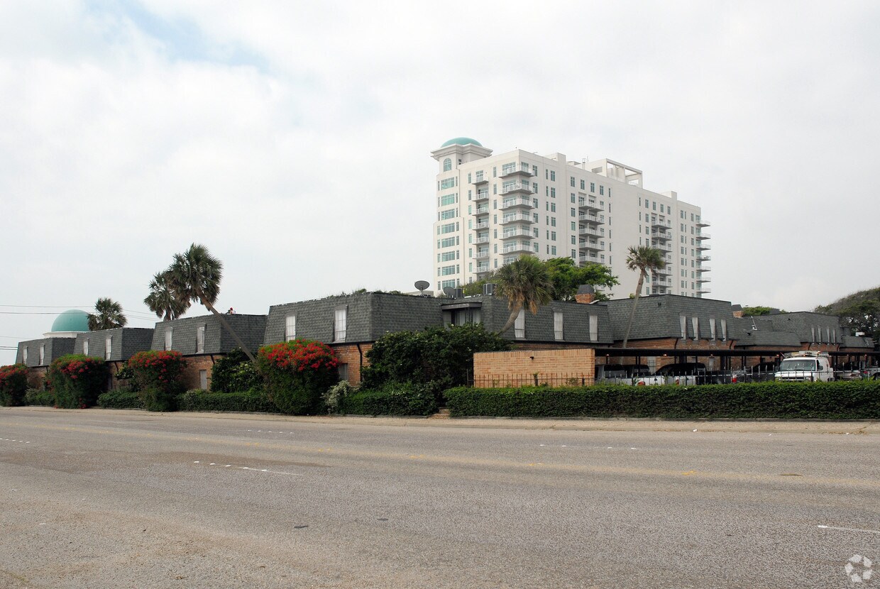 Palm Shore Apartments Apartments 417 Church St Galveston, TX