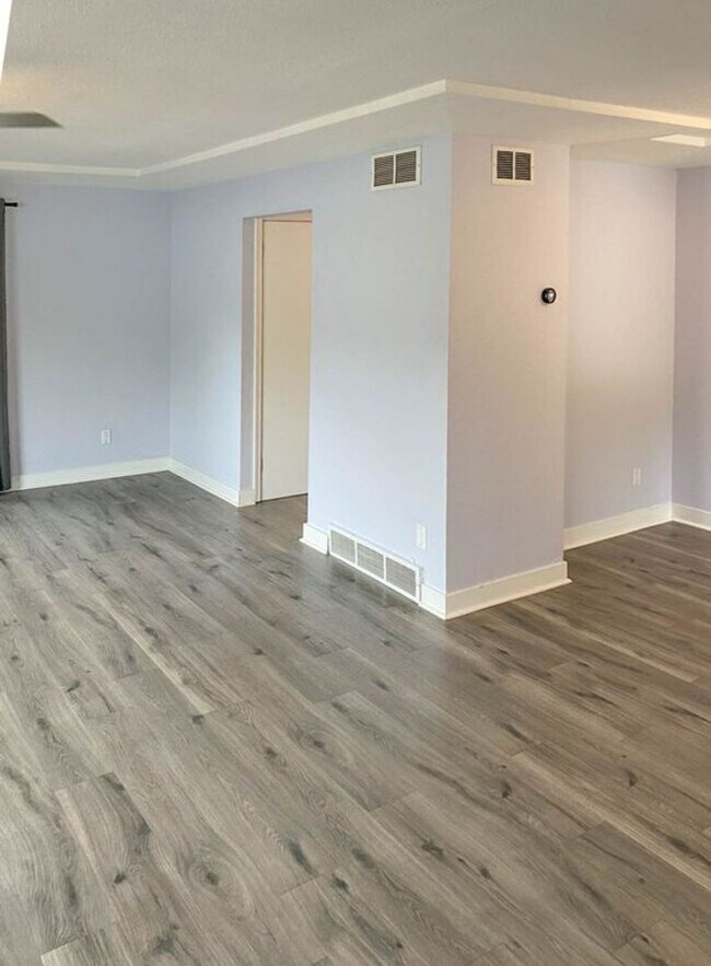 Foto del edificio - 30 SW 131st Ave