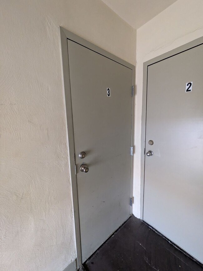 Foto del edificio - 5229 Gertrude St