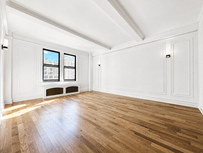 Foto del edificio - 308 W 104th St
