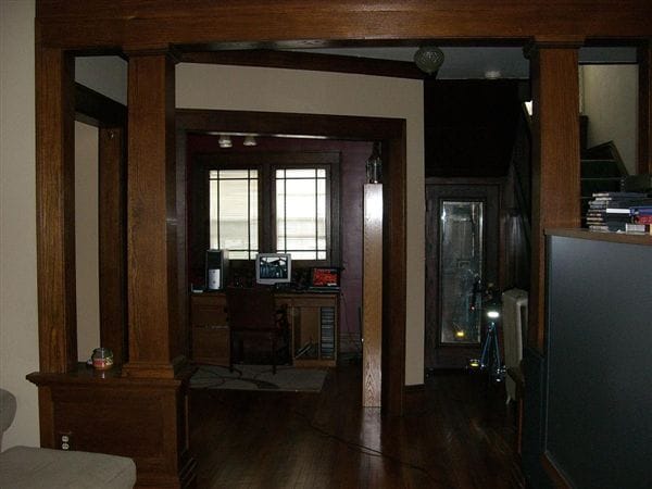 Building Photo - 329 W Saginaw St