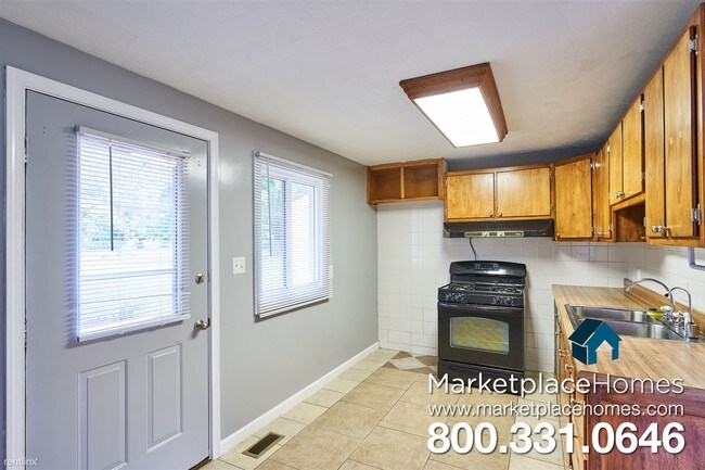 Foto del edificio - 3 br, 1 bath House - 1014 Thistleridge Dr
