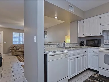 Building Photo - 13917 Fletchers Mill Dr