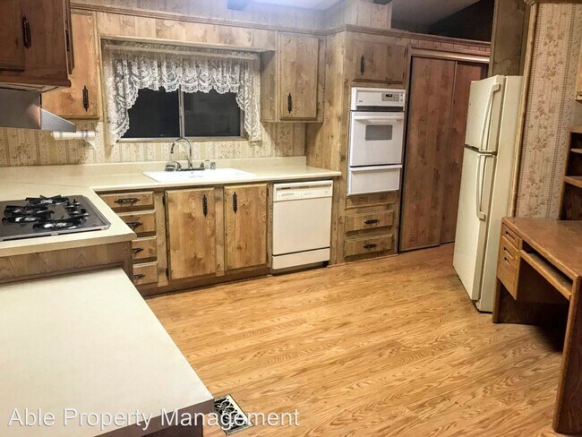 Foto del edificio - 2 br, 2 bath House - 108 Verna Street