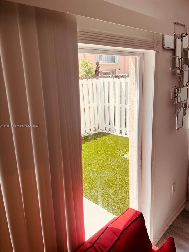 Building Photo - 20818 San Simeon Way