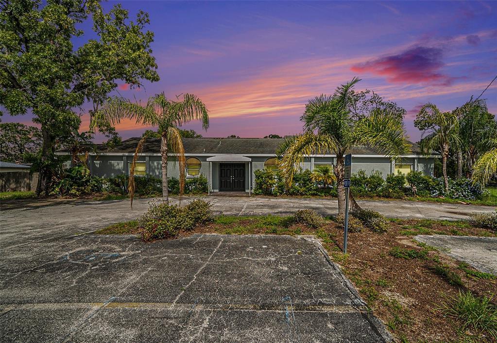 Foto principal - 11911 Pine Forest Dr