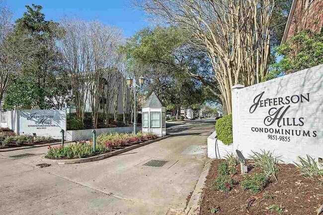 Great Community - 9851 Jefferson Hwy