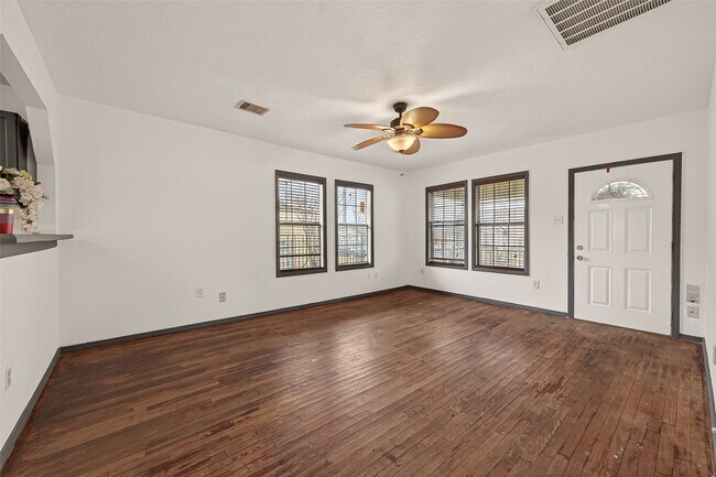 Foto del edificio - 1110 11th St