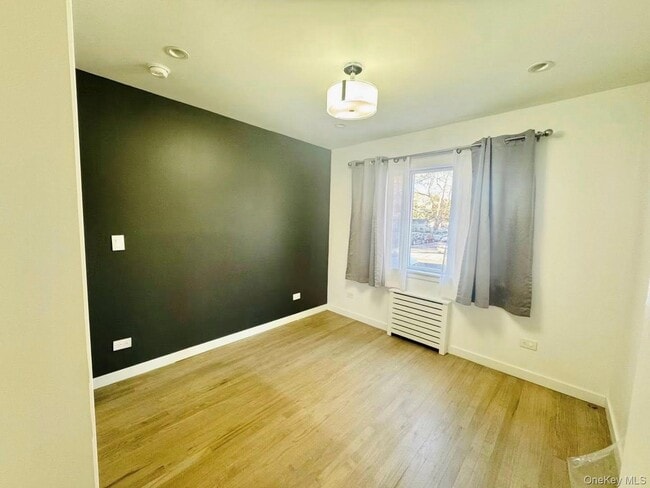 Building Photo - 191-04 39th Ave