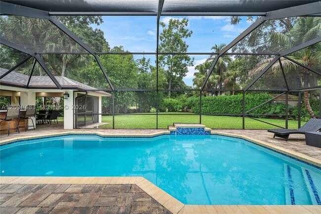 Building Photo - 12466 Quercus Ln