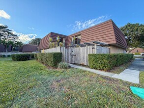 Building Photo - 306 3rd Ln