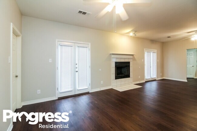 Foto del edificio - 108 Pecan Grove