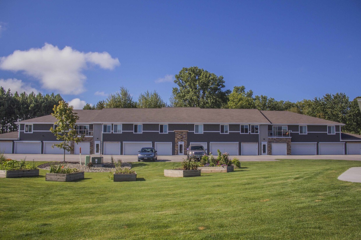 Urban Edge 2300 23012357 Sunny Ln Green Bay, WI Apartments for