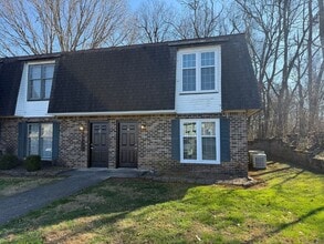 Building Photo - 9100 Parktop Ln NW