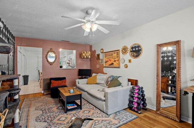 Foto del edificio - 2306 SW 42nd Dr