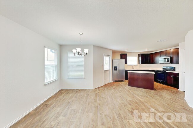 Building Photo - 15406 Shortwing
