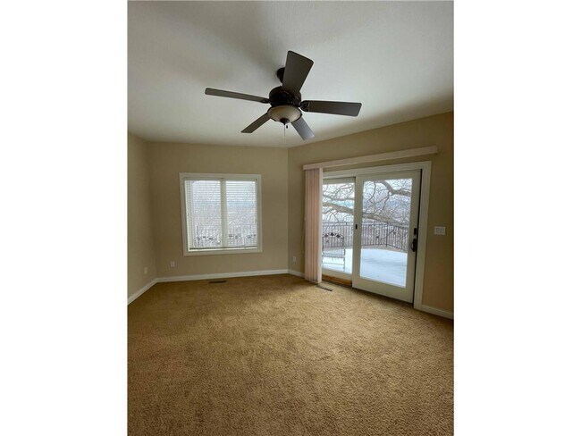 Building Photo - 694 Panorama Cir NW