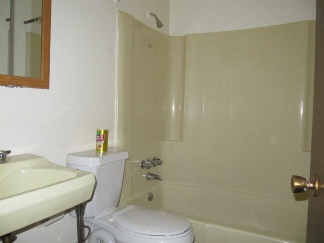 Foto del edificio - 4085 Old Rte 8