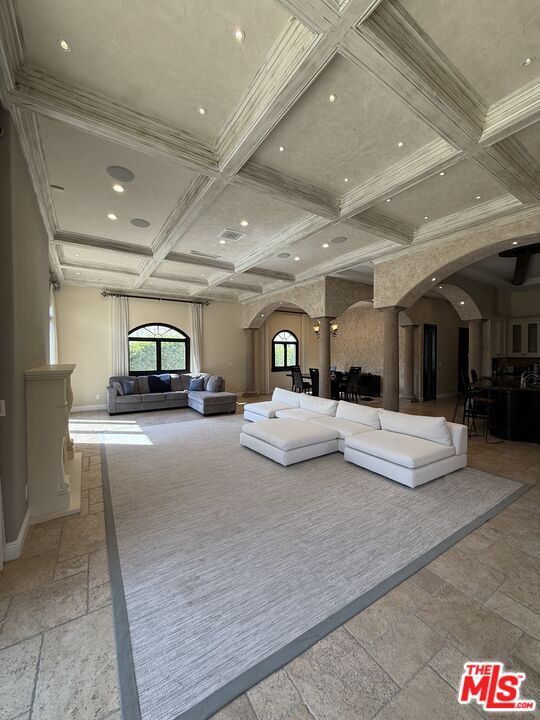 Foto del edificio - 458 Flores St