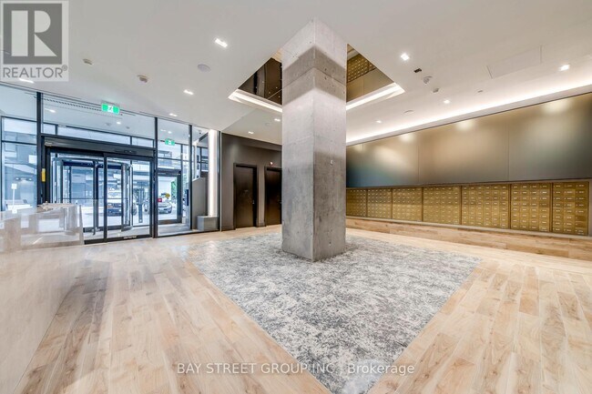 Photo du bâtiment - 65 Broadway Ave