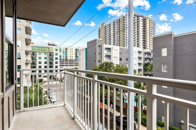 Foto del edificio - 617 N 12th St