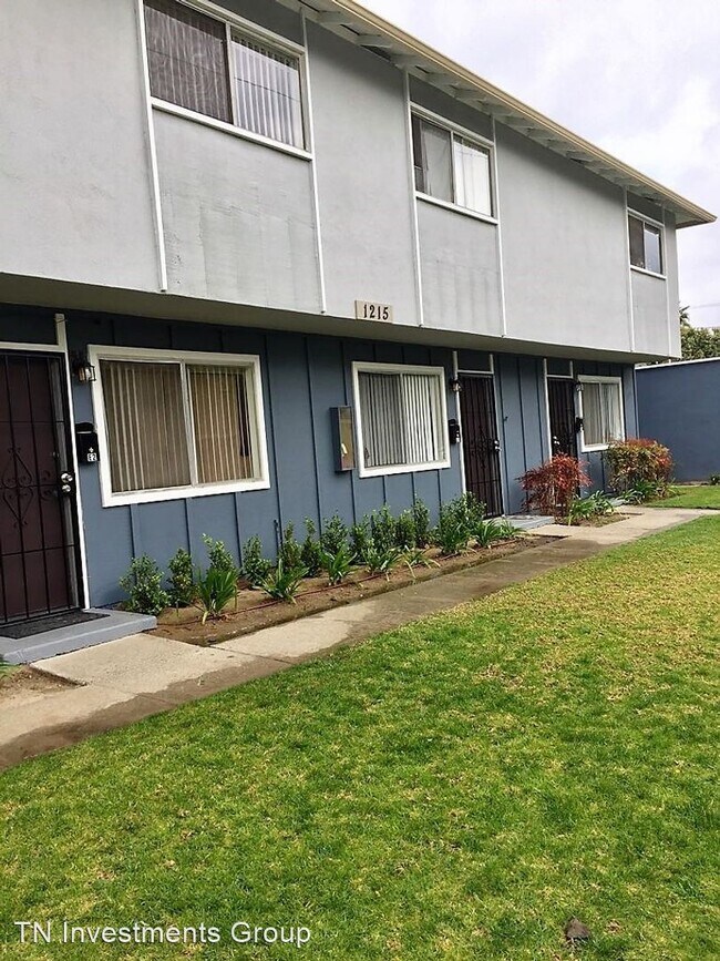 Foto del edificio - 1203-1235 Sharon Cir