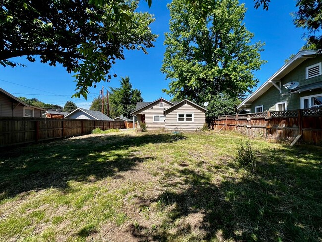 Building Photo - Non-Refundable & Security Deposit Total: $1100.00