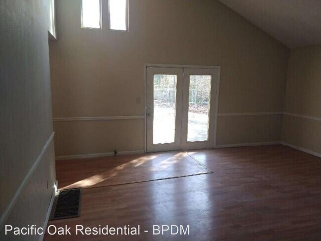 Foto del edificio - 4 br, 1 bath House - 216 West Seminary Street
