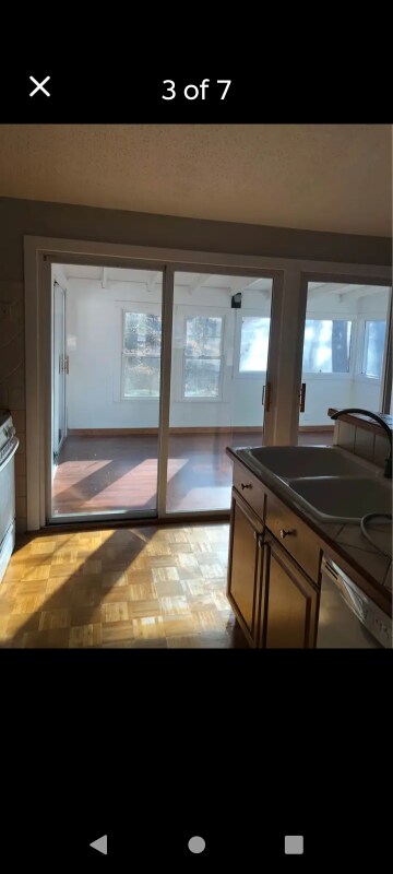 Foto del edificio - 404 Belmellen Ct