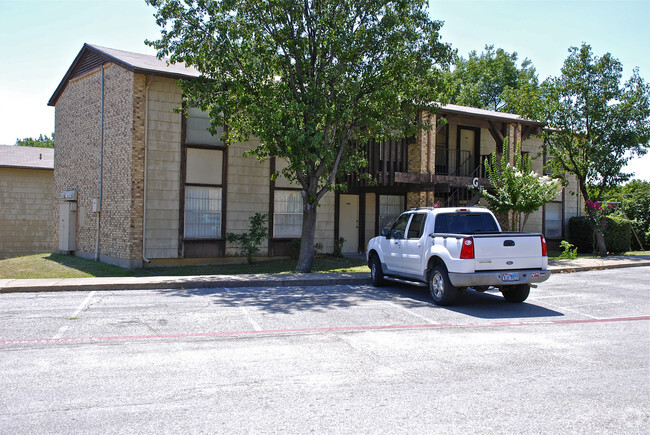 Foto del edificio - Hilltop Apartments